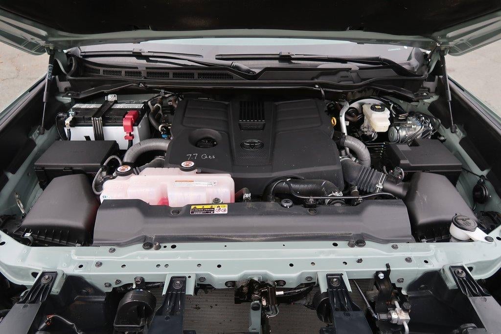 2025 Toyota Tundra Limited CrewMax 5.5' Bed