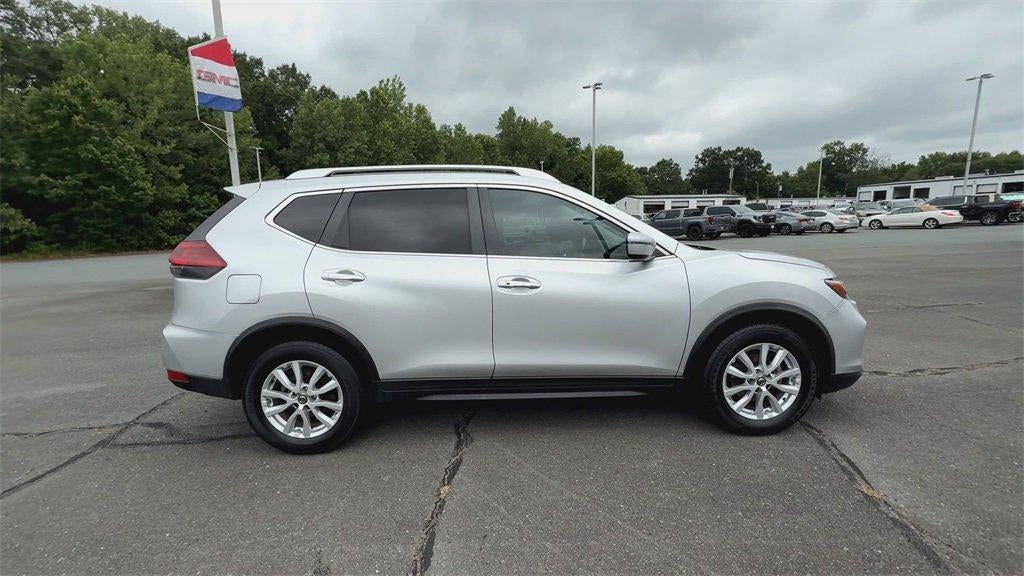 2018 Nissan Rogue FWD SV
