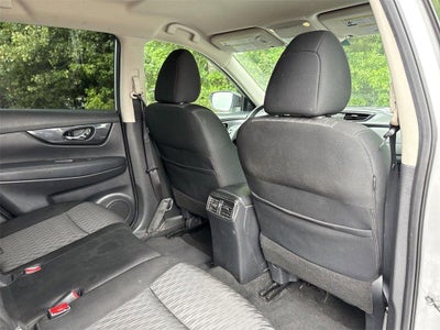 2018 Nissan Rogue FWD SV