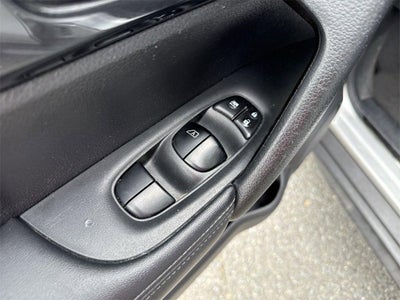 2018 Nissan Rogue FWD SV