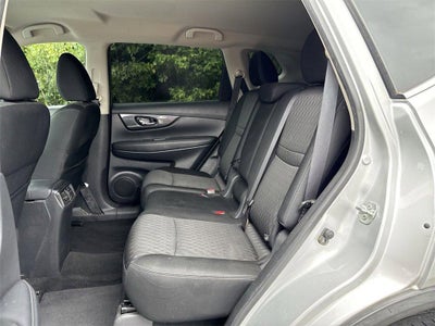 2018 Nissan Rogue FWD SV