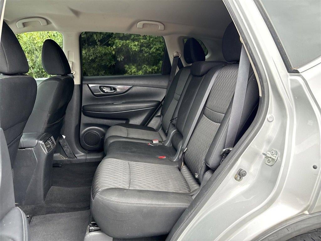 2018 Nissan Rogue FWD SV