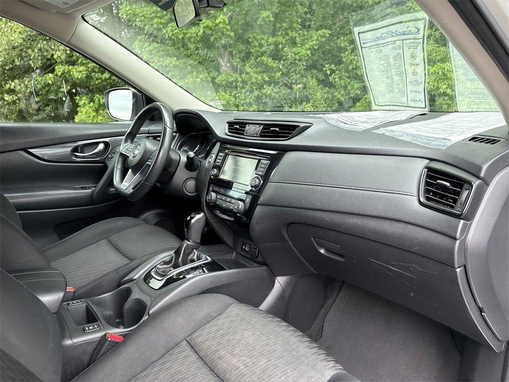 2018 Nissan Rogue FWD SV