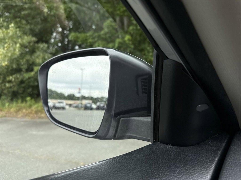 2018 Nissan Rogue FWD SV