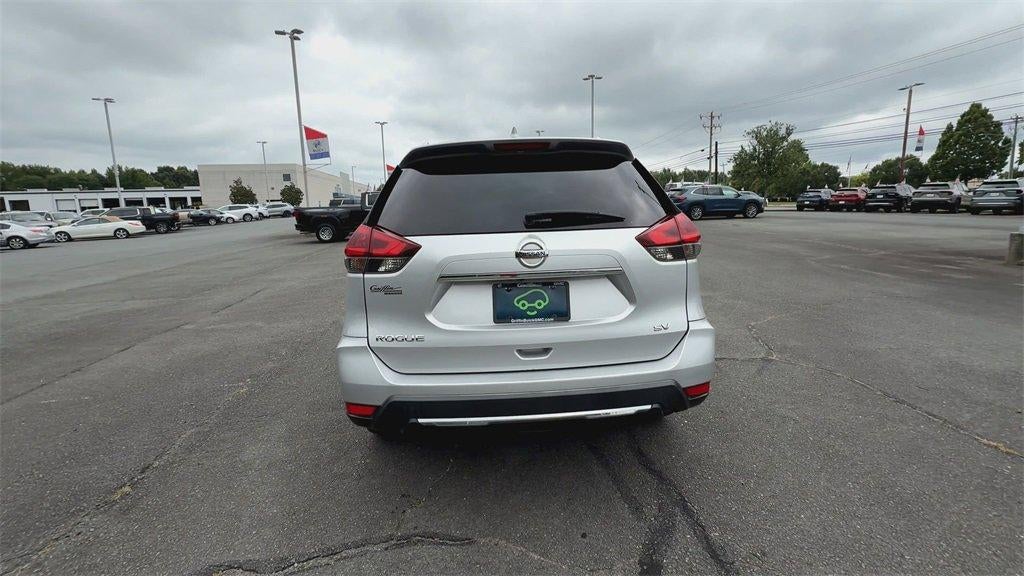 2018 Nissan Rogue FWD SV