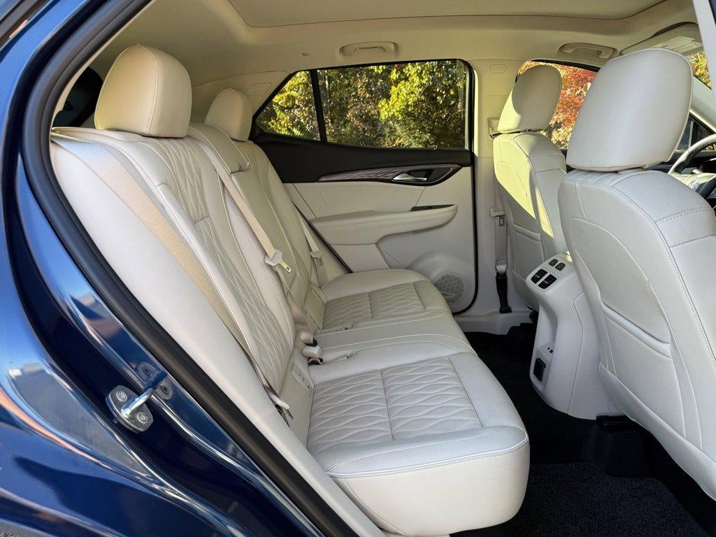 2023 Buick Envision FWD 4dr Avenir