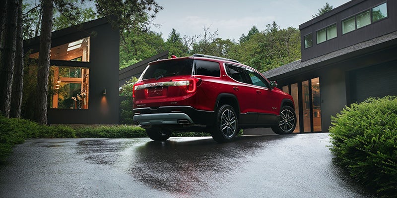 gmc acadia exterior rear photo