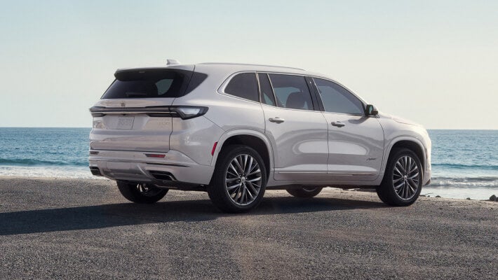 >Buick Enclave Towing Capacity: How Much Can It Tow?